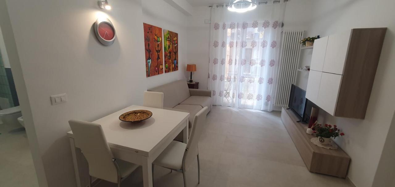 Apartament Casa Riblo E Flo Monopoli Zewnętrze zdjęcie